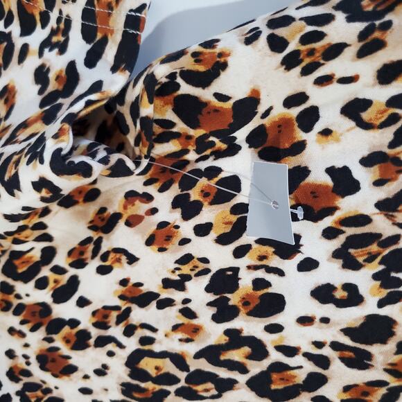 Chicos NWT Leopard Print Square Neck Short Sleeve Tunic Top Womens Size MP Tee - Picture 7 of 10